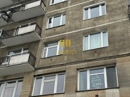 2 pok., wys. 3.30 m kamienica centrum