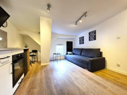 Wynajmę jasne 2 pokoje, Sobieskiego 28