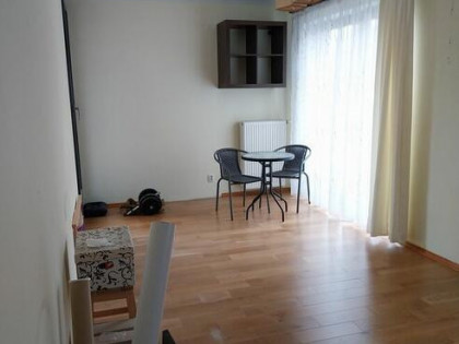 Mieszkanie dwupokojowe blisko metra Ulrychów