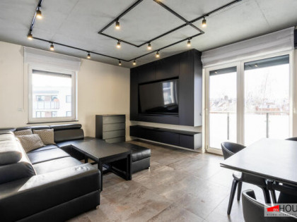 Wysoki standard - 3 pokoje - duży balkon + parking podziemny