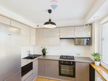 3 pokoje 49 m², do wejścia