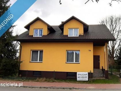 Dom i budynek gospodarczy