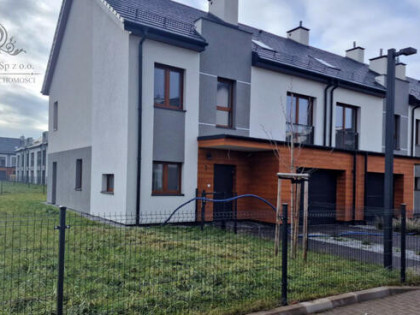 Dom szereg środkowy o pow.130,58m2 na działce 113,90m2, Kąty Wrocławskie