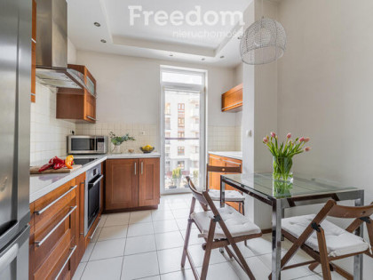 Rozkładowe 2 pokoje, duży balkon, Skorosze