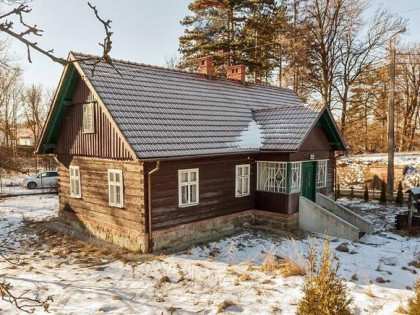 Historyczny dom z lat 30. XX w.