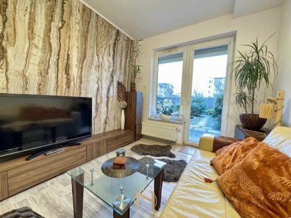 MIESZKANIE 2 POKOJOWE Z OGRÓDKIEM