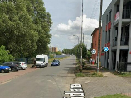 Komercyjna dzialka + dom 50 m2 ul. Żródlana