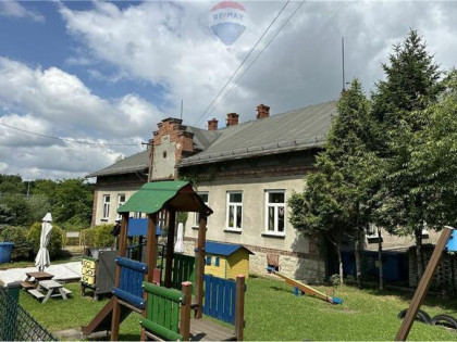 Obiekt Lokal 250 m² z ogrodem i parkingiem