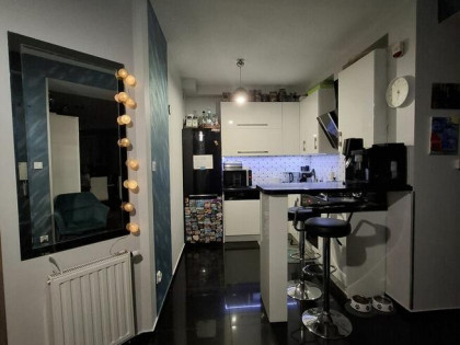 Na sprzedaż przestronne mieszkanie 81 m²