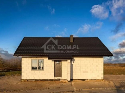 WYJĄTKOWY DOM Z ANTRESOLĄ BLISKO STASZOWA