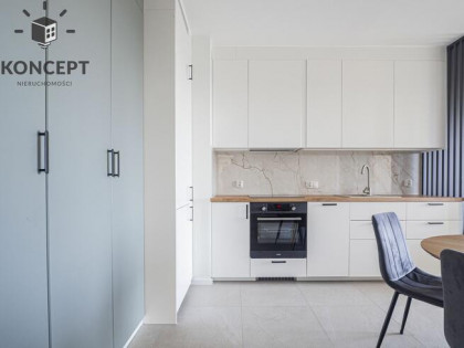 2 pokoje |  AC | Balkon | Garaż | Stare Miasto