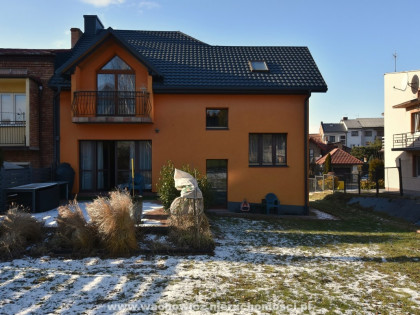 Dom w Słomnikach na sprzedaż