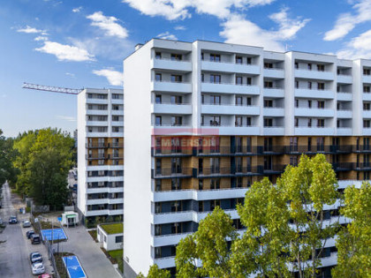 Dwustronne z balkonem 11 m2 |  Tramwaj