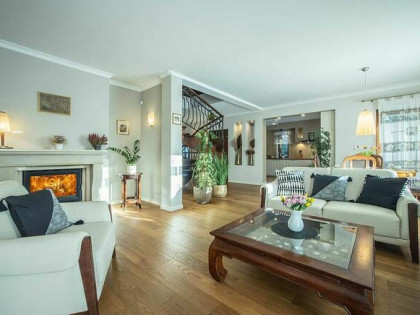 Elegacki dom na Złotnie- spokojna i cicha ulica