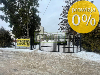 Solidny dom,gara ,duża działka ,ogród, Centrum