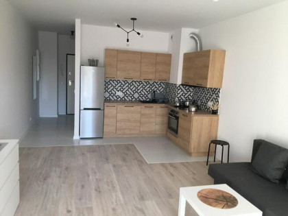 nowa kawalerka 37 m2 MUchobór obok FaCTORY