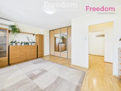 Mieszkanie dla rodziny w dobrej lokalizacji.