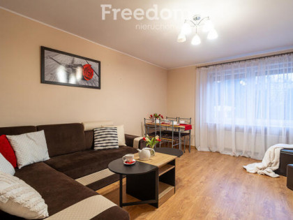 Słoneczne 2 pokoje Świetna lokalizacja Piwnica 20m