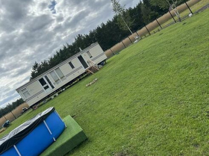 Działka budowlana z domkiem holenderskim