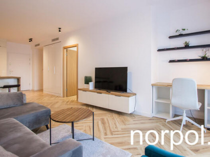 Angel Stradom - komfortowe mieszkanie z balkonem