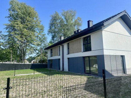 Dom w zabudowie bliźniaczej