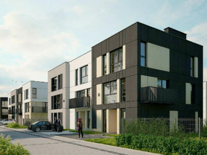 Zamek w zieleni blisko stacji (SKM)