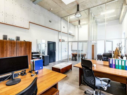 Lokal usługowy z najemcą