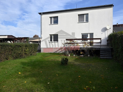 STRZELCE OPOLSKIE/Dom-2 oddzielne mieszkania!