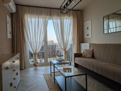 2 pokoje z klimatyzacją i mp w garażu- Pomorska 87