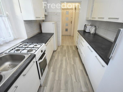 Mieszkanie na sprzedaż 4 pokoje, parter,  Namysłów