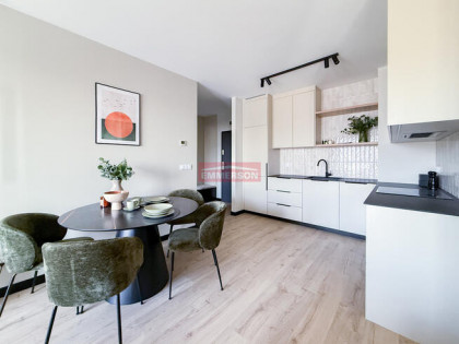 Pod klucz, Do wejścia, 3-pokoje