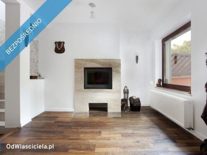 Przytulny szereg w nadmorskiej części Orłowa