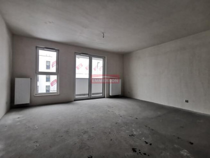 przestronne na ostatnim piętrze