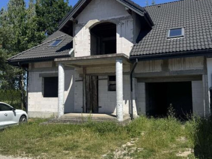 Dom do wykończenia/Zalew Zegrzyński