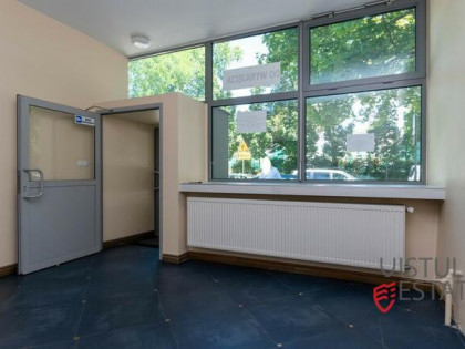 Lokal handlowo-usługowy lub gastronomiczny