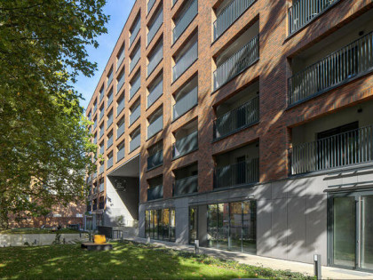 Piękny narożny lokal na każdy rodzaj działalności