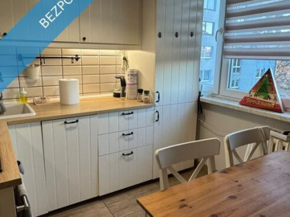 Mieszkanie 3 pokojowe na wynajem, Kozanów