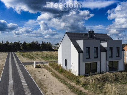 Nowe domy w spokojnej okolicy - dobra cena!