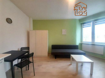 Wynajmę jasną kawalerkę w Centrum, Mariacka 12