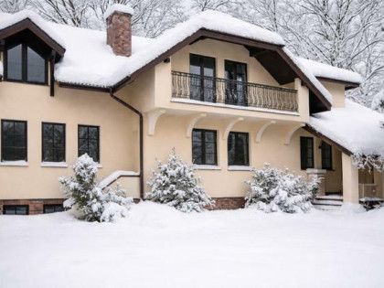 Dom Warszawa Wesoła, Wesoła Centrum