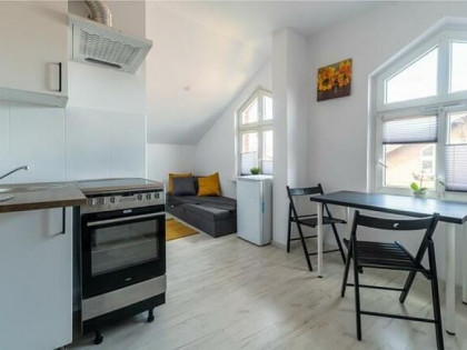 Do wynajęcia jasna kawalerka, Parkowa 15