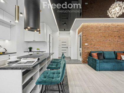 Komfortowe mieszkanie w sercu Marek