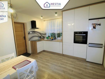 Dom 600 m od jeziora z dużą działką!!!!