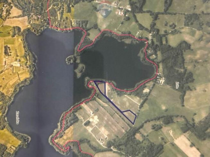 Działka z linią brzegową jeziora Zarańsko