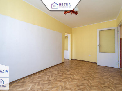 Przestronne 4-pokojowe mieszkanie.