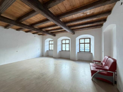 Lokal użytkowy Złotoryja, Niepodległości