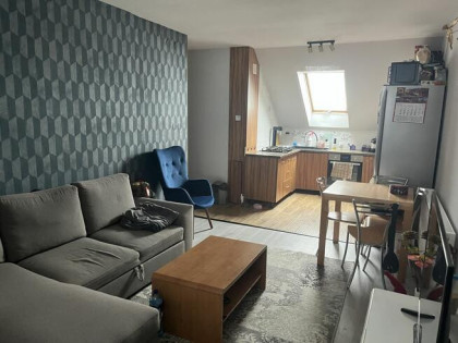 Mieszkanie z ogródkiem i garazem