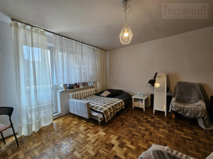 Mieszkanie 3 pokojowe do remontu