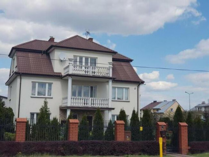 Budynek usługowy 270 m w dobrej lokalizacji