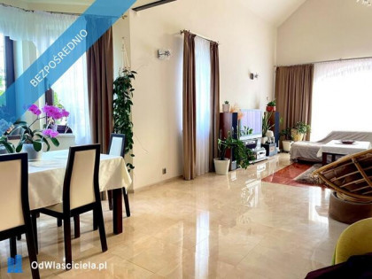 Dom, który daje przestrzeń do życia-energooszczędny/przestrzeń i bliskość natury